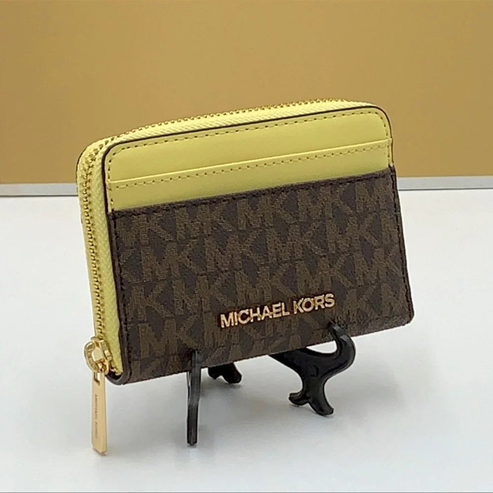 MICHAEL KORS JET SET TRAVEL MEDIUM ZIP AROUND CARD CASE BUTTERCUP